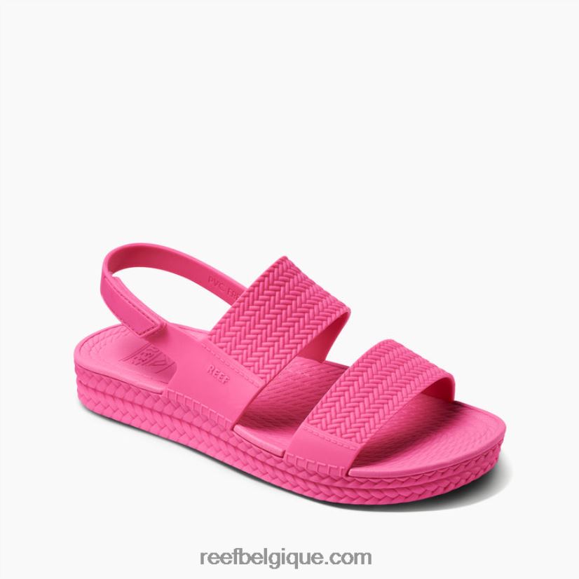 femmesMalibu vue sur l'eau du récif 2H4Z0V82