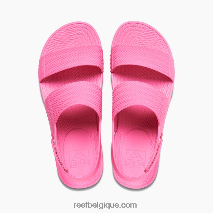 femmesMalibu vue sur l'eau du récif 2H4Z0V82