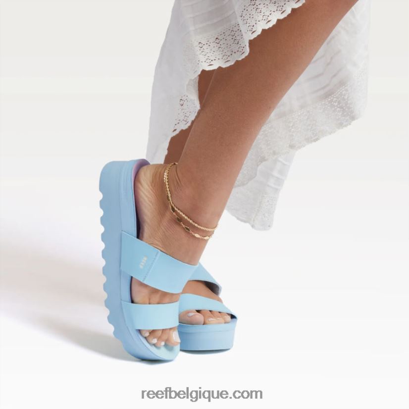 femmesPoissons coussin récif x sanctuaire vista salut 2H4Z0V170