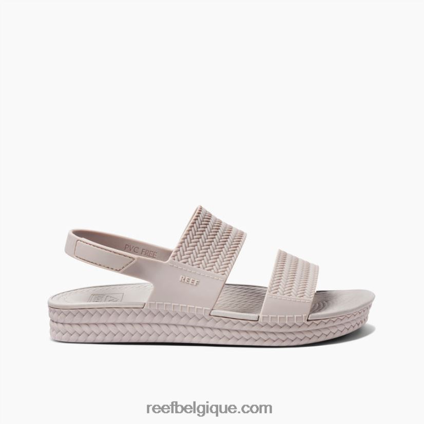 femmeschampignon vue sur l'eau du récif 2H4Z0V154