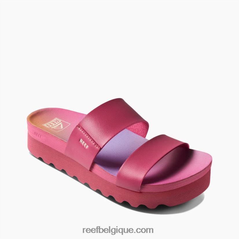 femmesverseau coussin récif x sanctuaire vista salut 2H4Z0V175